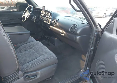 1998 Dodge Ram 2500 St из США, поврежденный, VIN 1B7KF23D3WJ138846